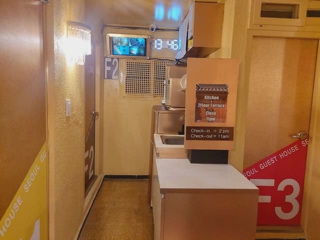 Shared Dormitory, Mixed Dorm with Ensuite Bathroom (6 people, Foreigners Only)