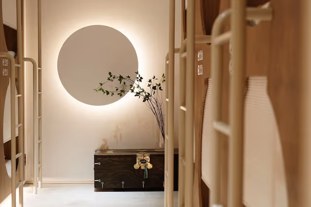 Women Capsule Lower Floor