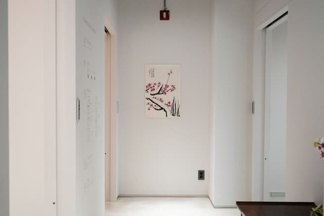 Women Capsule Lower Floor