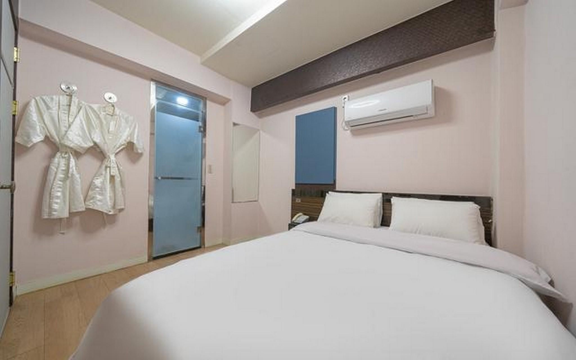 Hoegi Motel0
