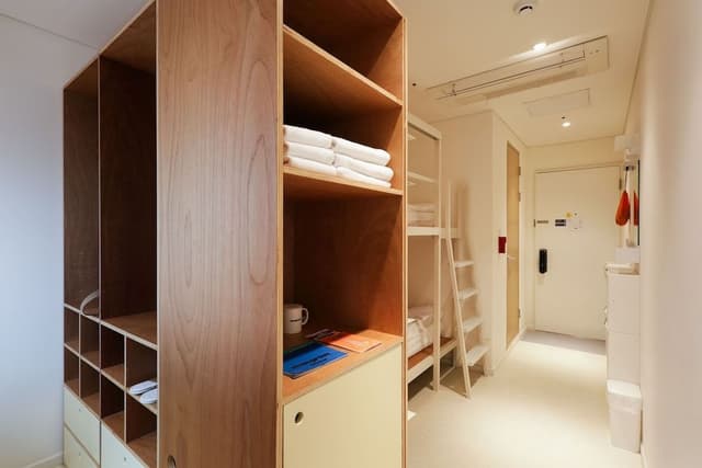 Twin Bunk Room