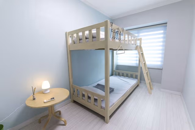 Twin Room (Foreigners only)