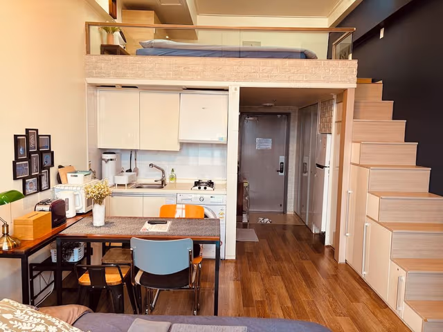 Deluxe Duplex