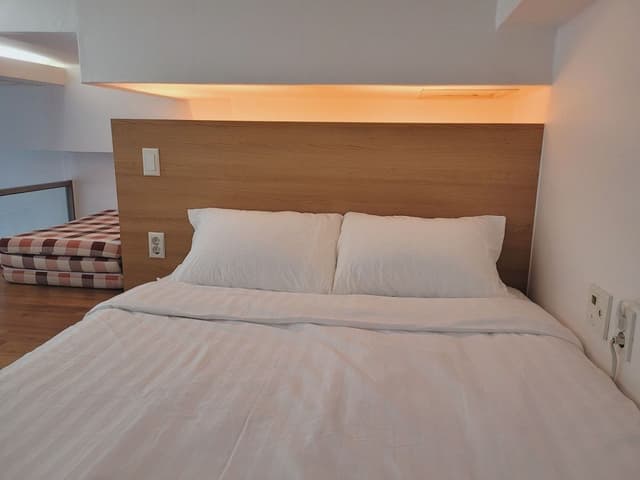 Deluxe Duplex