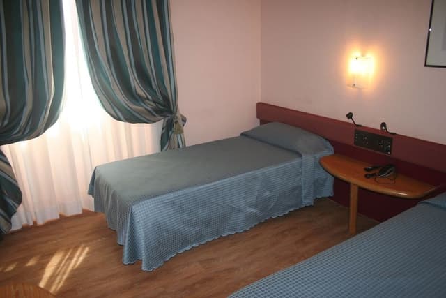 Twin Room, 2 Twin Beds