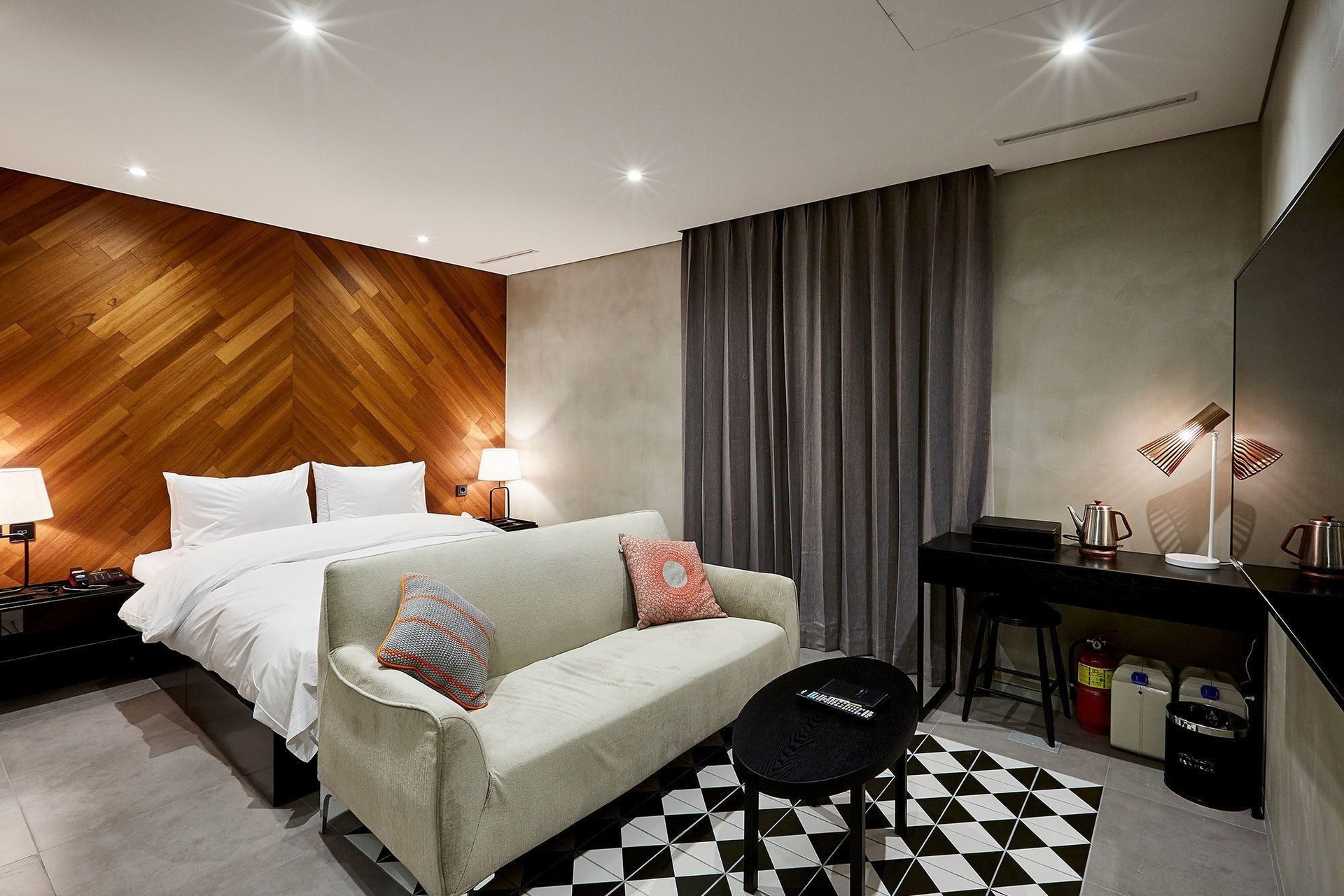 โรงแรมดิ อาร์ติสต์ ยอกซัม (Hotel The Artist Yeoksam)4