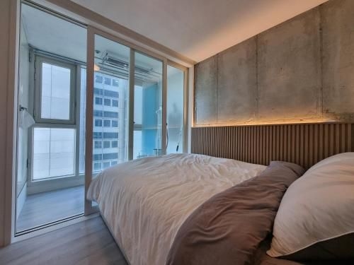 อพาร์ตเมนต์ 1 ห้องนอน 1 ห้องน้ำส่วนตัว ขนาด 33 ตร.ม. – กังนัม (Ville apartment Sunneung Station&Coex free wifi)1
