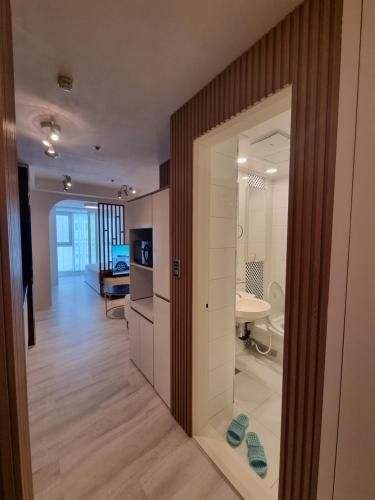 อพาร์ตเมนต์ 1 ห้องนอน 1 ห้องน้ำส่วนตัว ขนาด 33 ตร.ม. – กังนัม (Ville apartment Sunneung Station&Coex free wifi)0