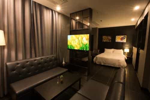 โรงแรมเซนเน โรงแรมเซนเน