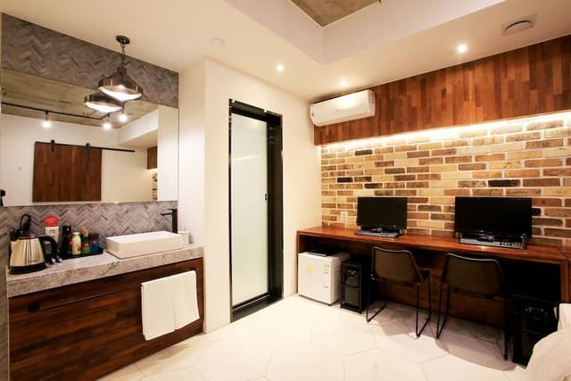 Studio Suite