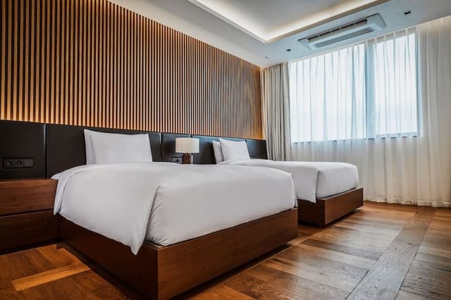 Pine Family Suite