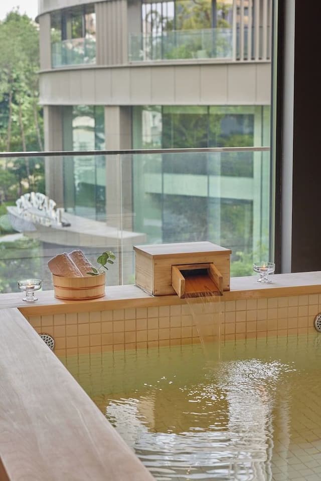 Premier Timber Suite (Based on 2 Guests, Extra person fee KRW 33,000 on site)