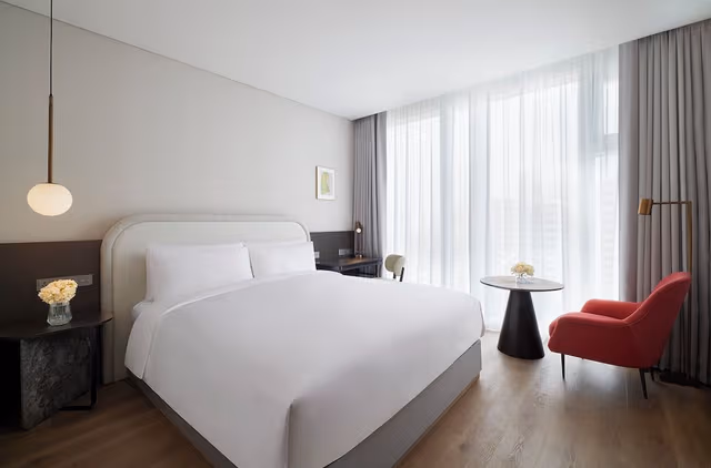 Superior Room, 1 King Bed, City View