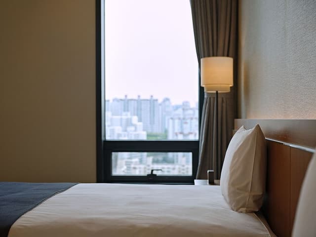 Premium Suite Triple