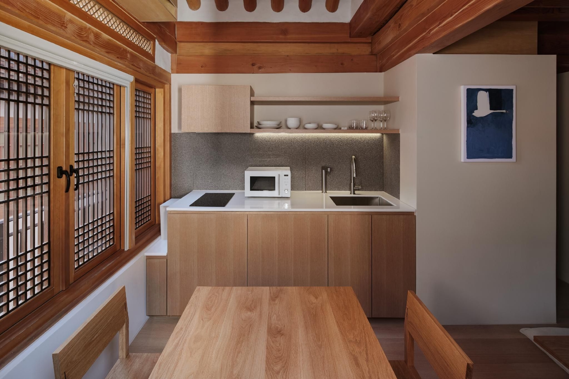 The Korean Prestige Hanok in Downtown - Seoul Ari4