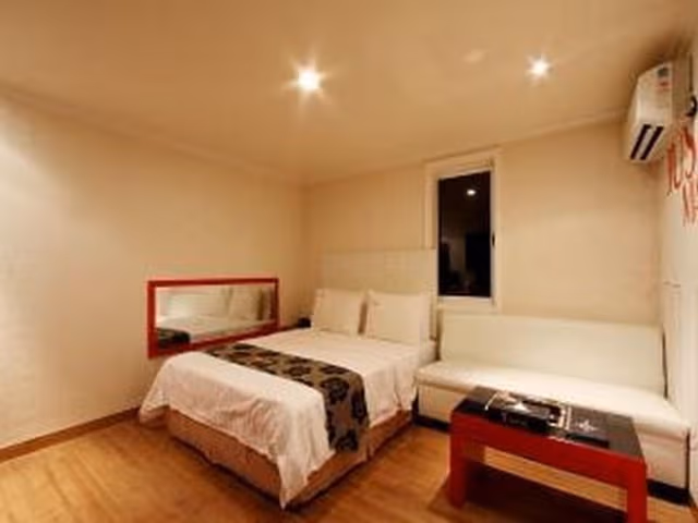 Standard Double Room - No Parking Included