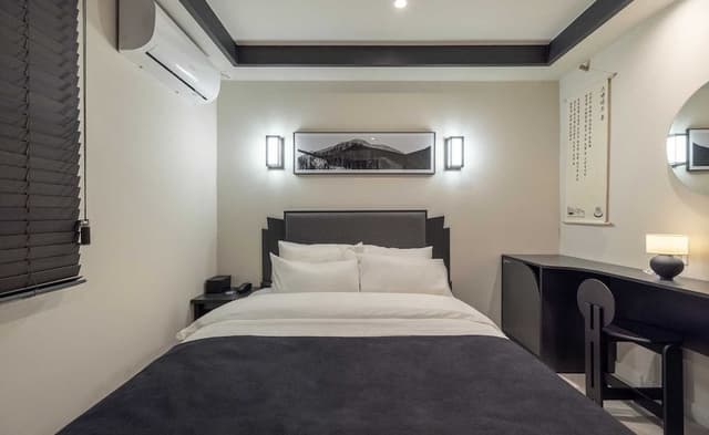 Standard+Private spa (available after 9PM)