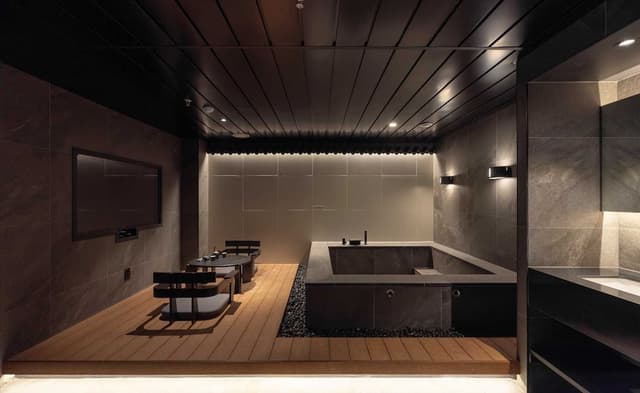 Music/LP+Private spa (available after 9PM)