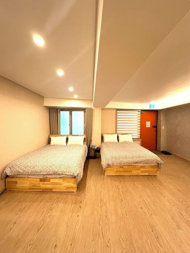 Family Suite, Multiple Beds, Non Smoking, City View