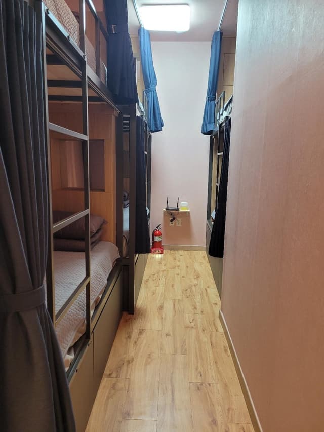 2 People in 6-Bed Dormitory - Female Only