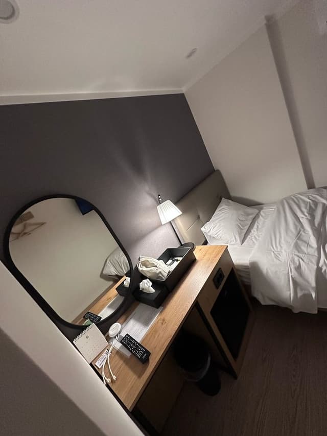 Standard Single Room