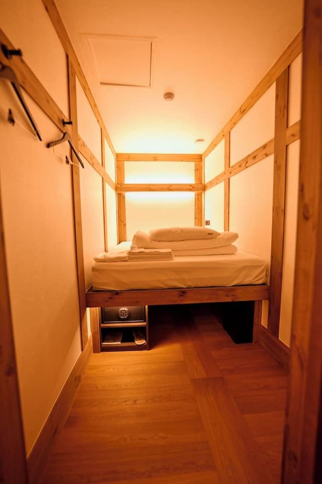 Double Male Shared Room (Male)