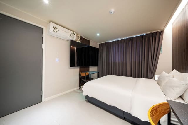 Premium Double Room