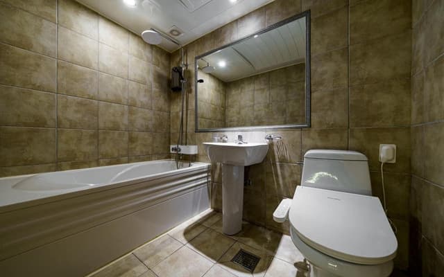 Couple Room - PC Included, Check-In From 3PM