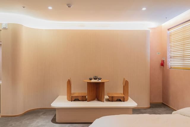 King Room