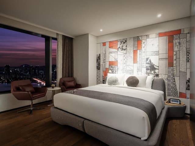Premier Suite King