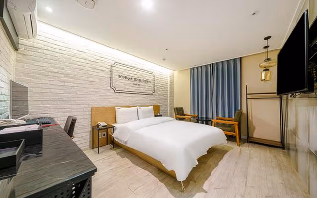 Suite Room