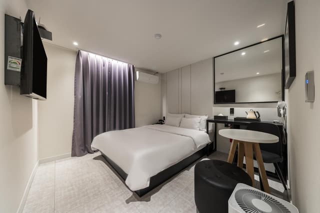 Late Check-out Stay/OTT (Stay and Dayuse)