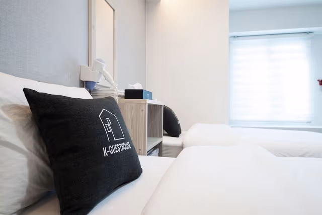 Standard Twin Room