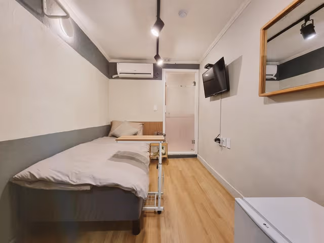 Single Room