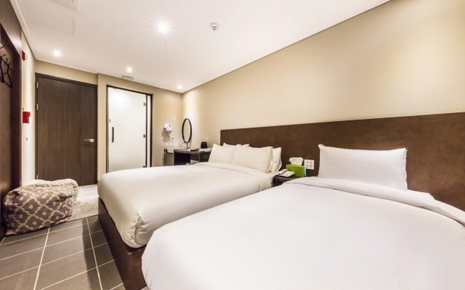 โรงแรมชินชอน มิลล์เฮาส์ (Shinchon Hotel Millhaus)2