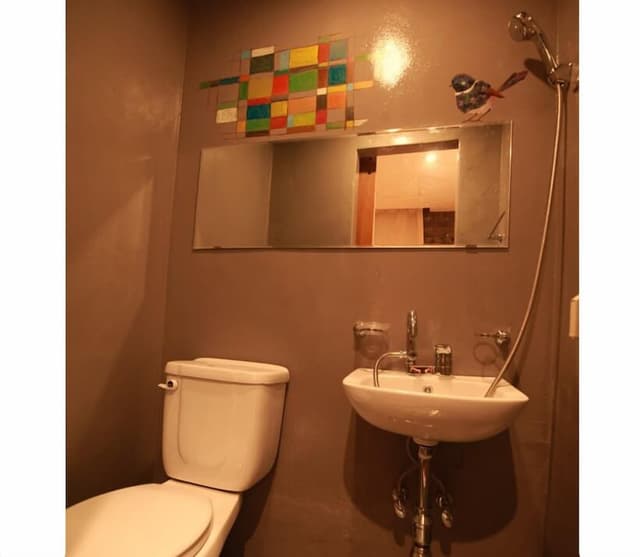 Twin Room (05, #06)