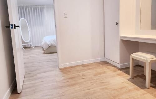 Hongdae Private House 4Bdr 2Bth (165sqm)4