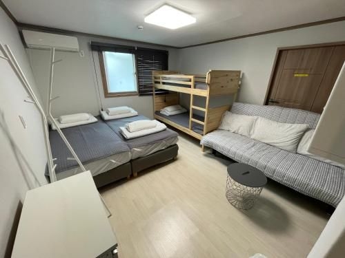 วายส์ เฮาส์ อิน ฮงแด (Y's House in Hongdae)4