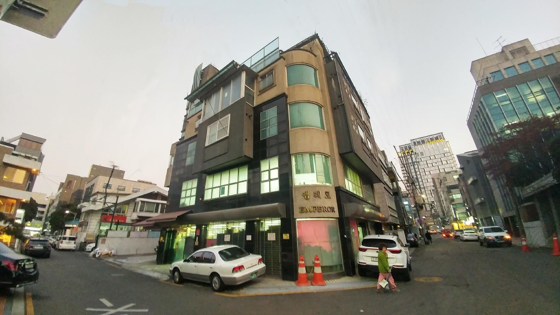 ทลมา ฮองแด เกสต์เฮาส์ (Dolma Hongdae Guesthouse)0