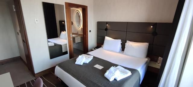 Deluxe Bosphorus Balcony Room