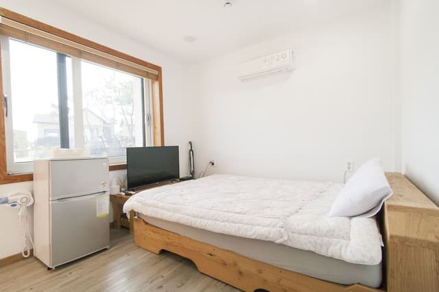Basic Double Room