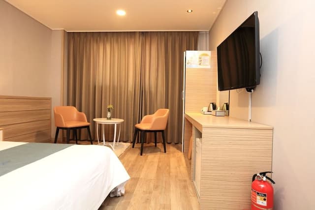 Deluxe Double Room, Mountain and Ocean View (Ilchulbong View, 2 paxs rate only, Maximum 2 paxs)
