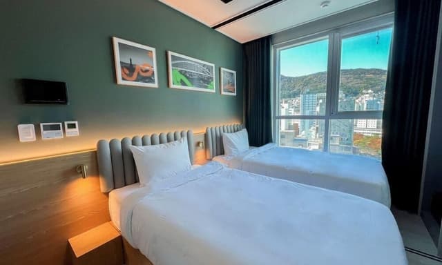Standard Twin Room