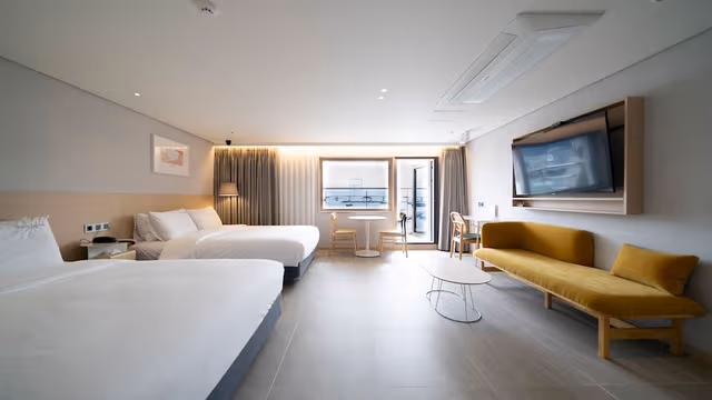 Ocean View Balcony Family Room