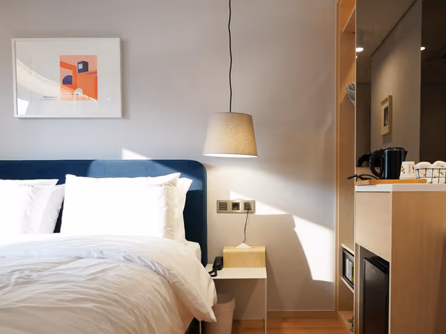 Deluxe Queen Room