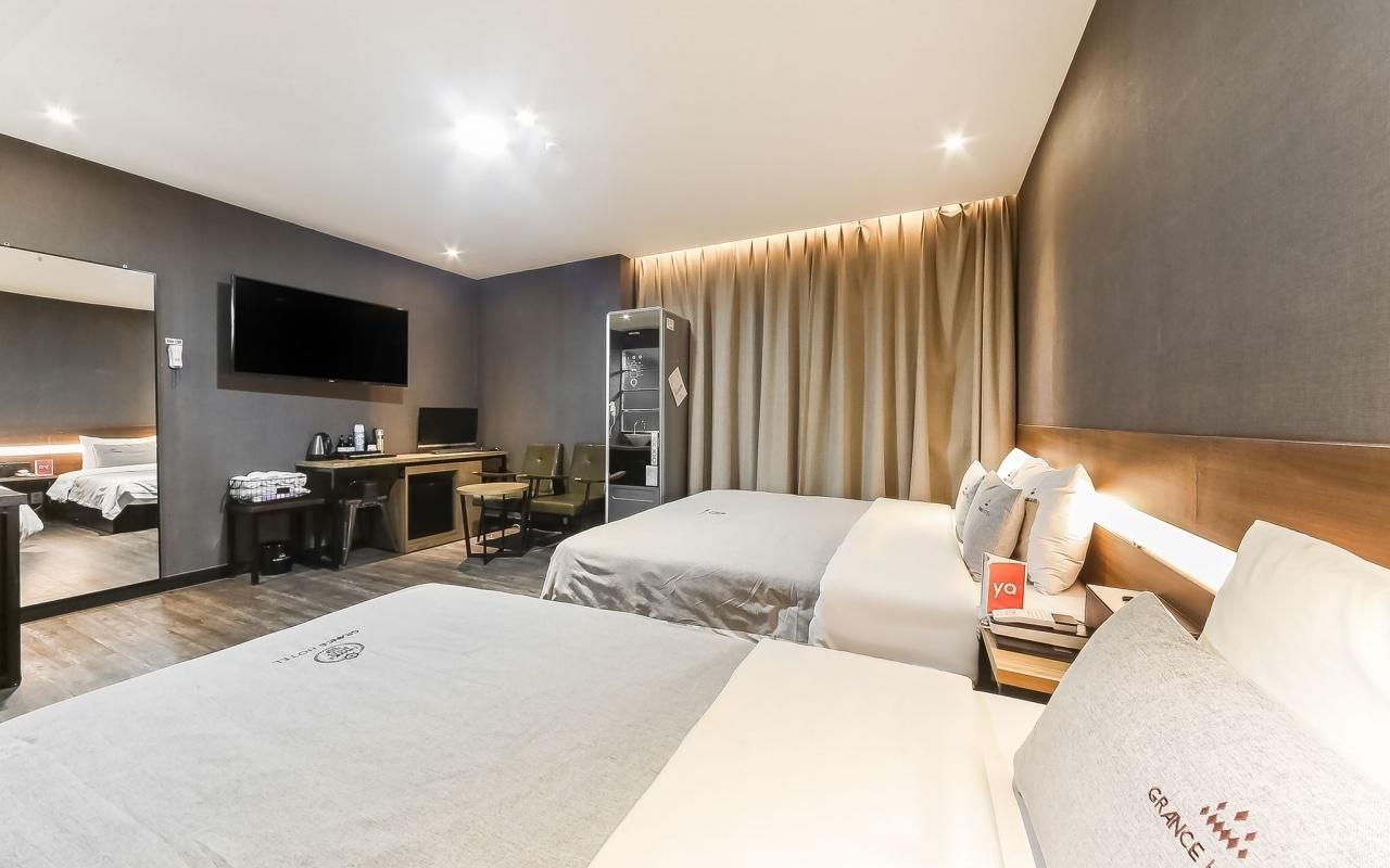 โรงแรมแกรนซ์ (Grance Hotel)4