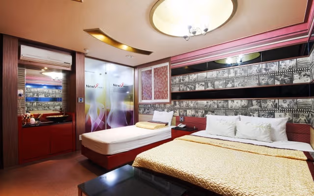 Twin Room