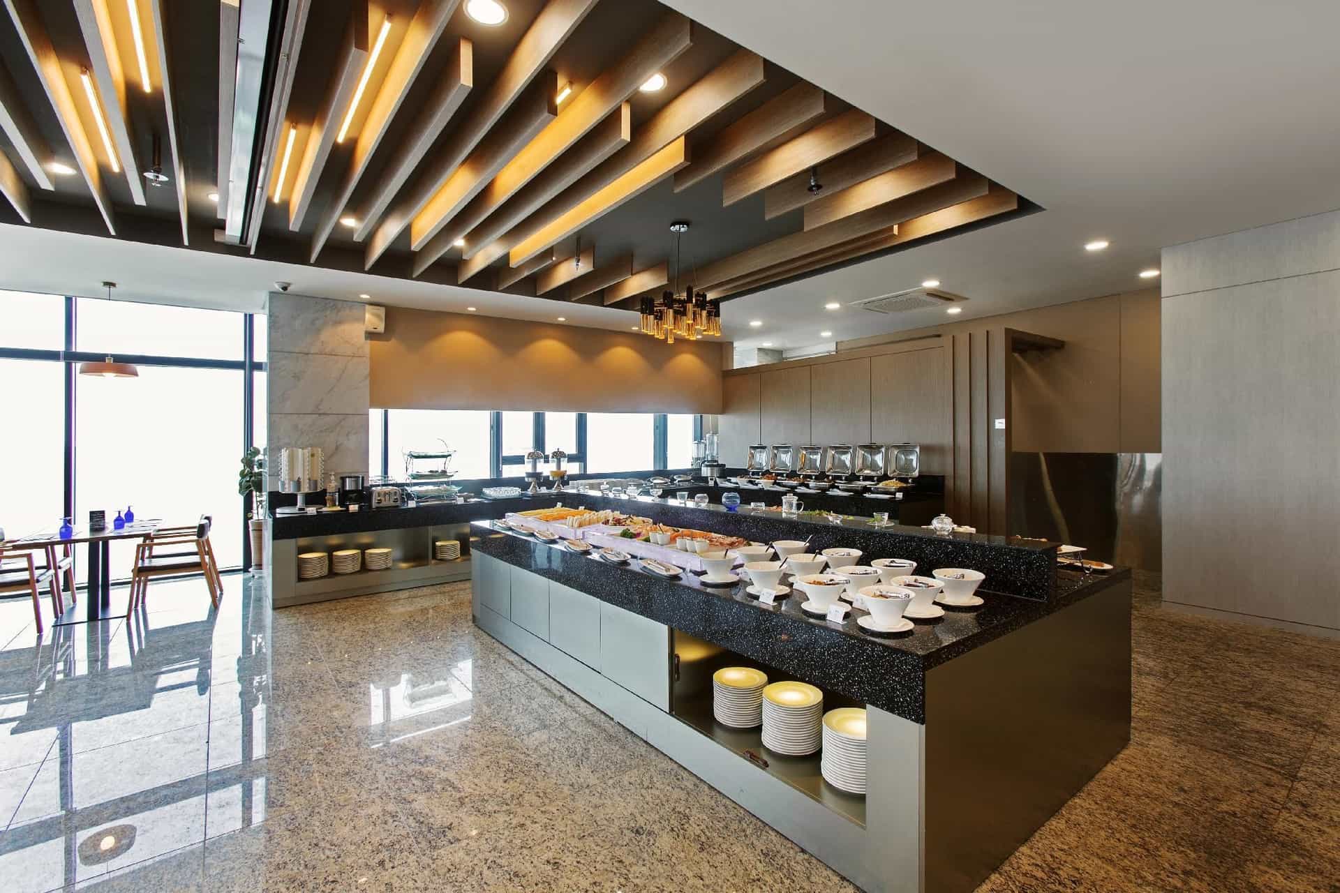 โรงแรมอเดลา ปูซาน โรงแรมอเดลา ปูซาน