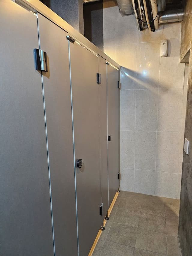 Male Dormitory - 1 Private Room in 4-Bed Capsule Room, Non-Smoking, Room 103