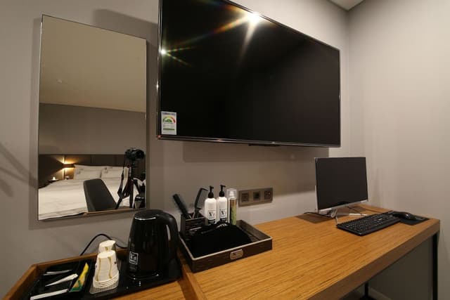 D Deluxe Twin Room